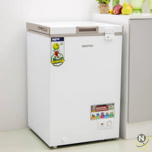 Geepas Freestanding Chest Freezer, | Deep Freezer with Adjustable Thermostat | 1pc Food Basket Included | LED Light | Comes with