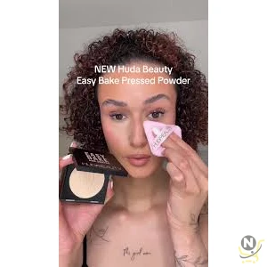 Huda Beauty Easy Bake Powder Puff Duo